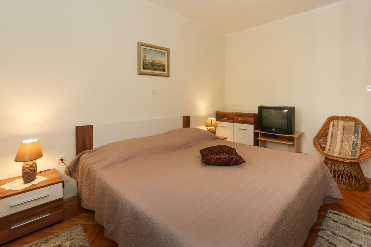 Apartment Lidija *