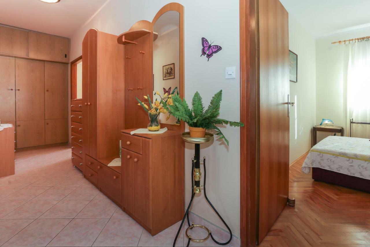 Apartment Lidija Kastela
